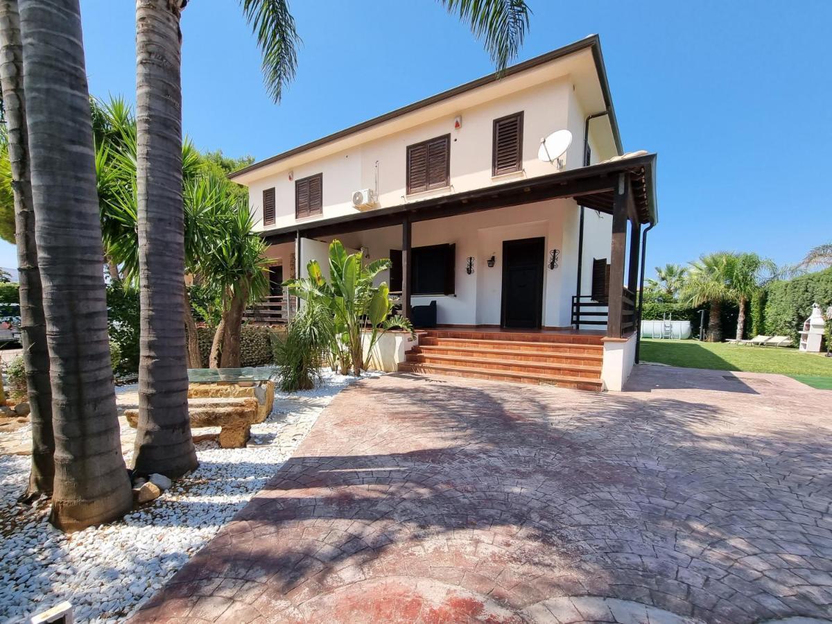 Villa Jari كاريني المظهر الخارجي الصورة